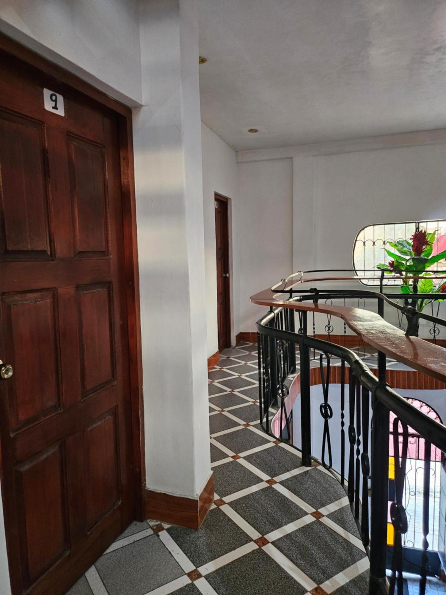 Sarisa House Hotel Iquitos Exterior photo