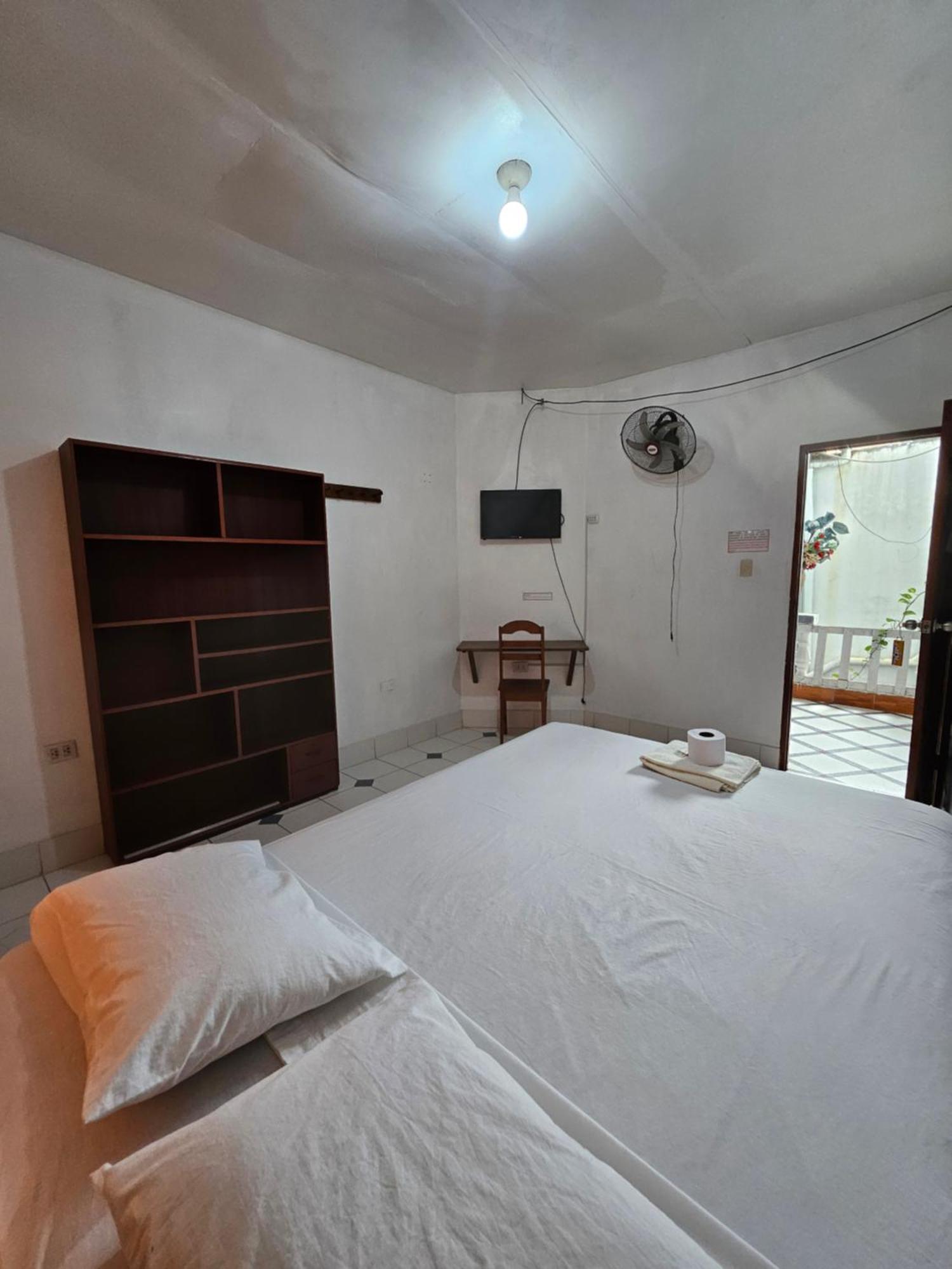 Sarisa House Hotel Iquitos Exterior photo